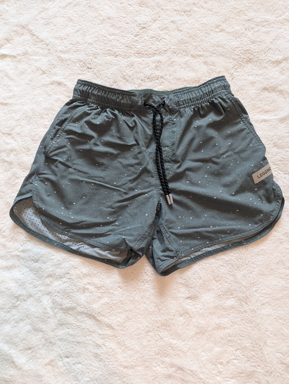 Legends - 5" Dark Green Speckled Shorts - Size Small